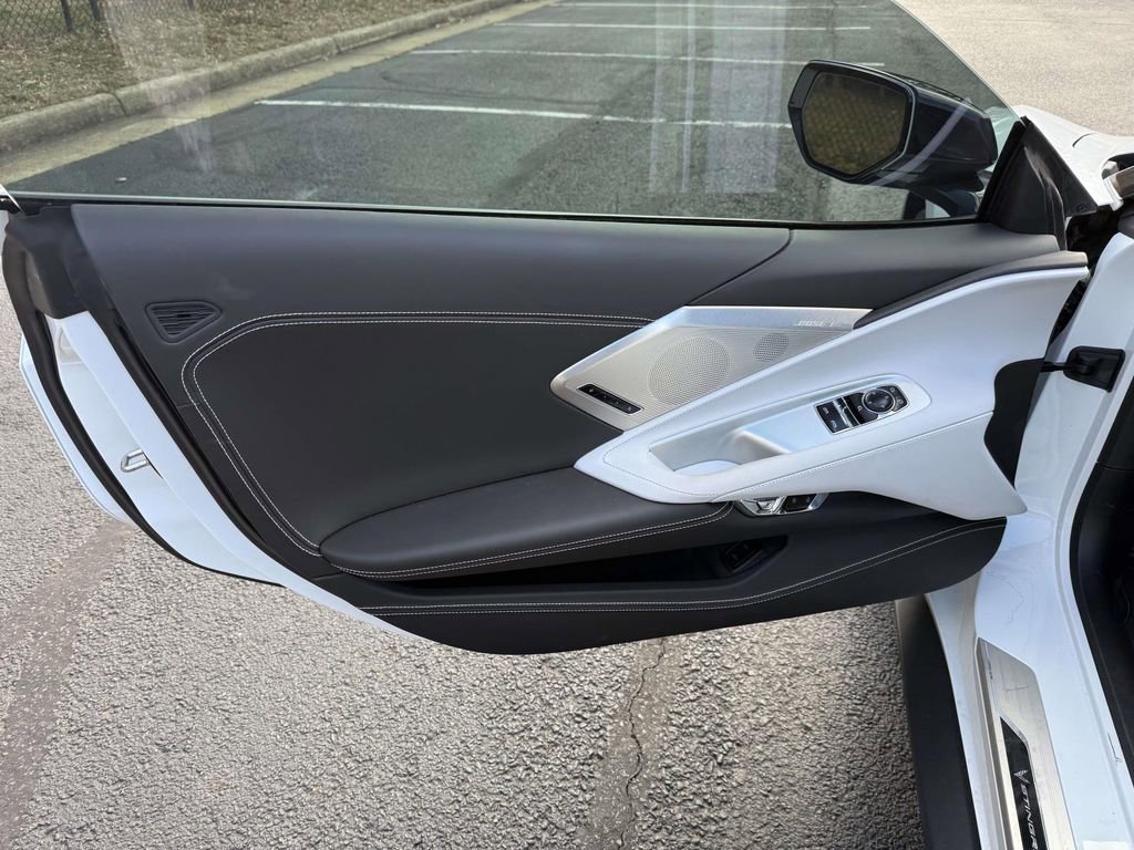 Used 2024 Chevrolet Corvette Stingray Premium Cpe w/ Z51 Performance Package image 17