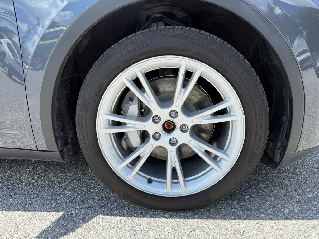 Used 2023 Tesla Model Y Long Range AWD/4WD image 7