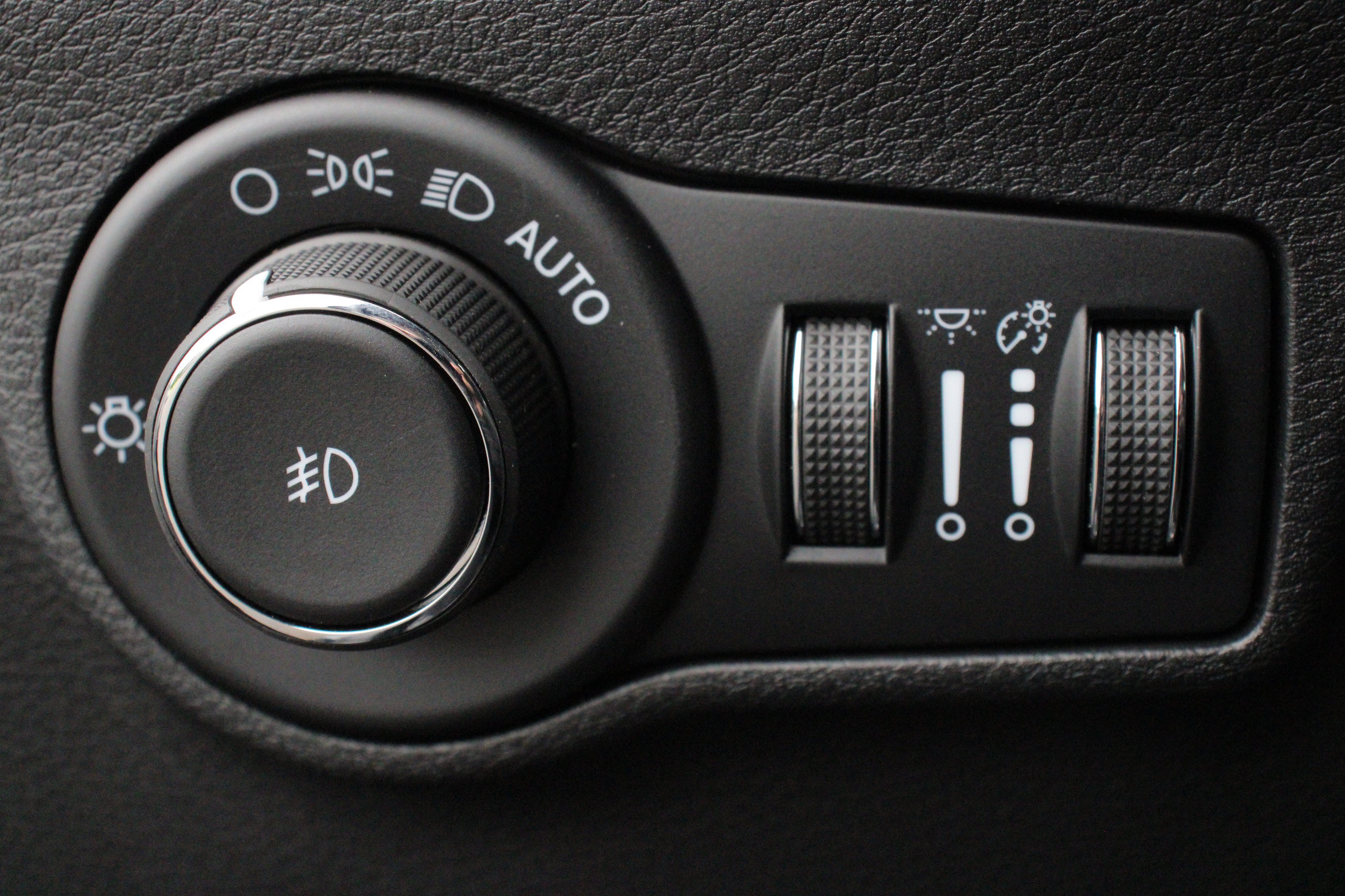 New 2026 Jeep Compass Trailhawk AWD/4WD image 11