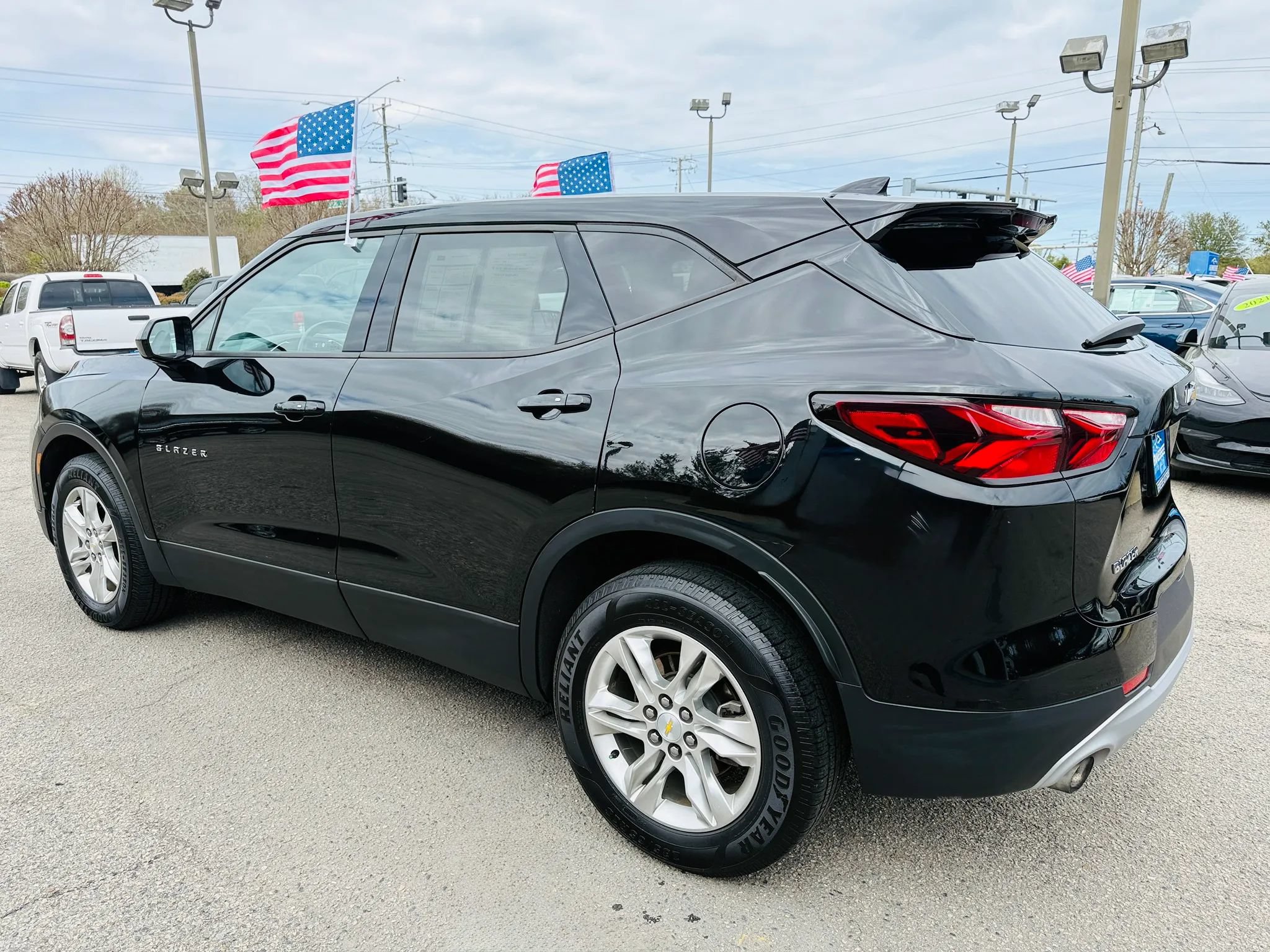 Used 2019 Chevrolet Blazer LT FWD image 16