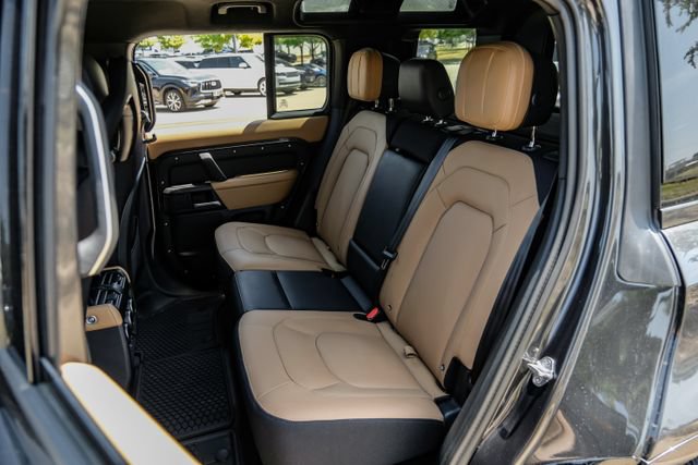 New 2026 Land Rover Defender 110 X AWD/4WD image 52