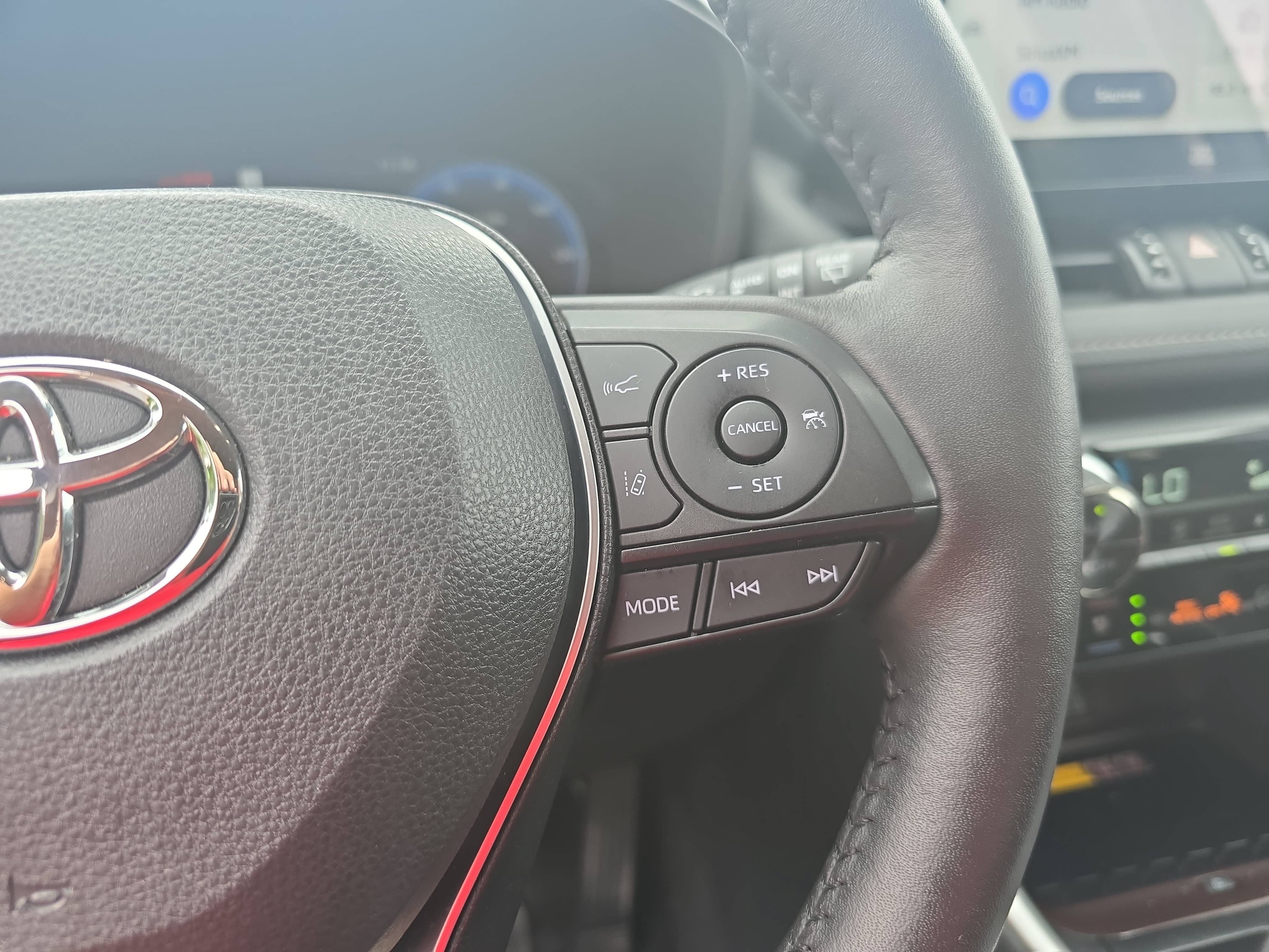 Used 2024 Toyota RAV4 Limited w/ Advanced Technology Package AWD/4WD image 18