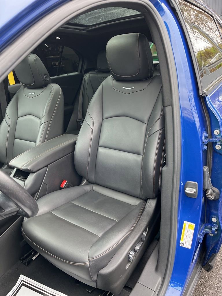 Used 2021 Cadillac XT4 Sport w/ Cold Weather Package AWD/4WD image 26