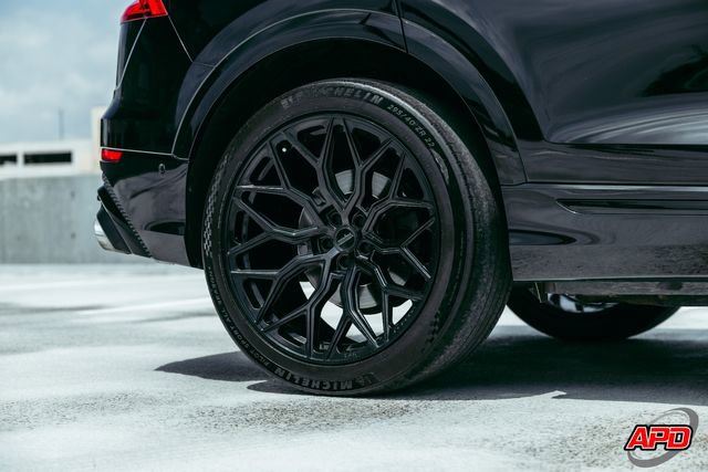 Used 2021 Audi SQ8 Premium Plus w/ SQ8 Black Optic Package image 45