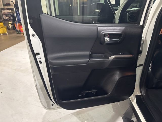 Used 2020 Toyota Tacoma TRD Sport w/ TRD Premium Sport Package image 30