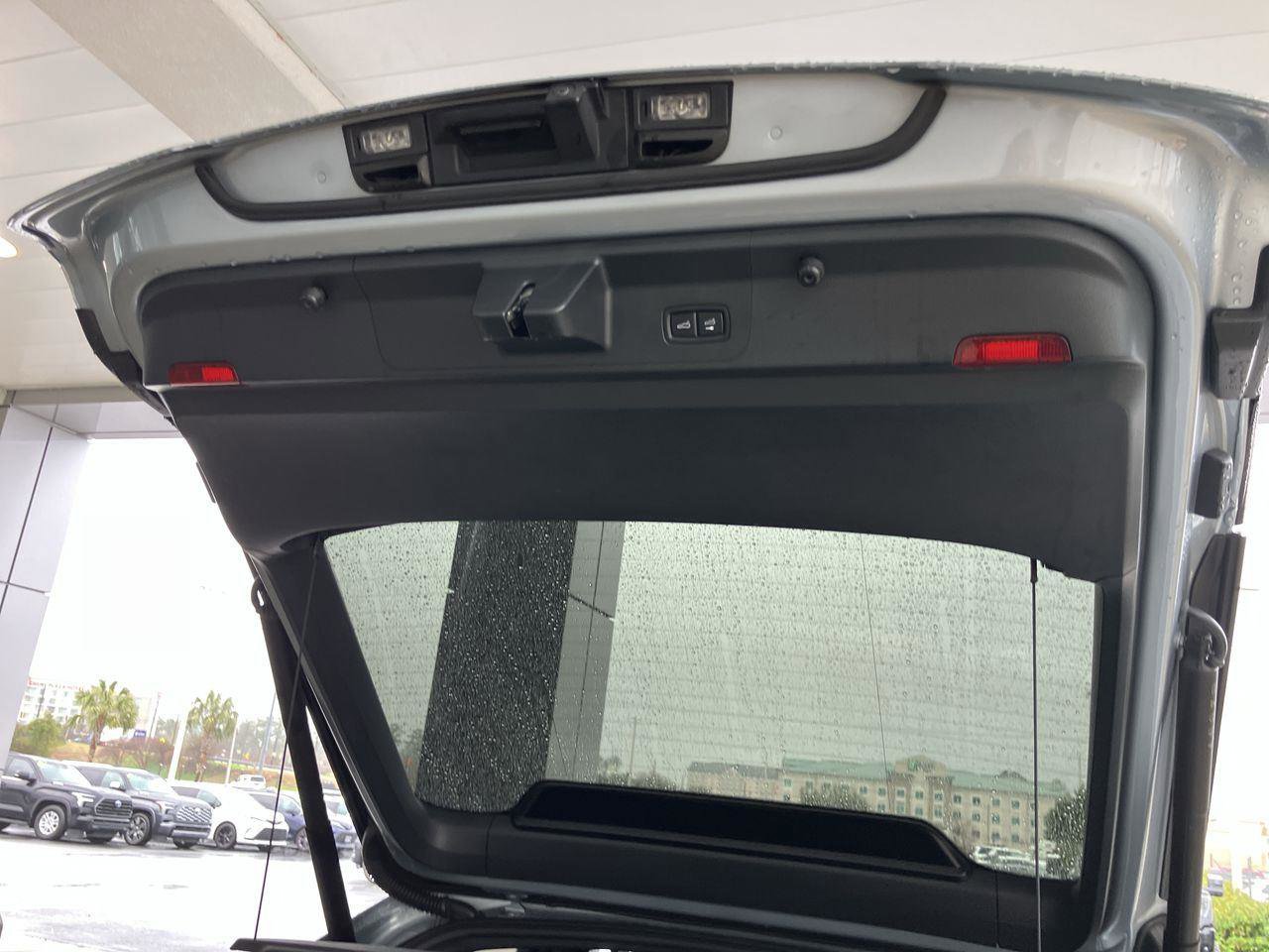 Used 2023 Porsche Panamera Platinum Edition w/ Sportdesign Package image 30