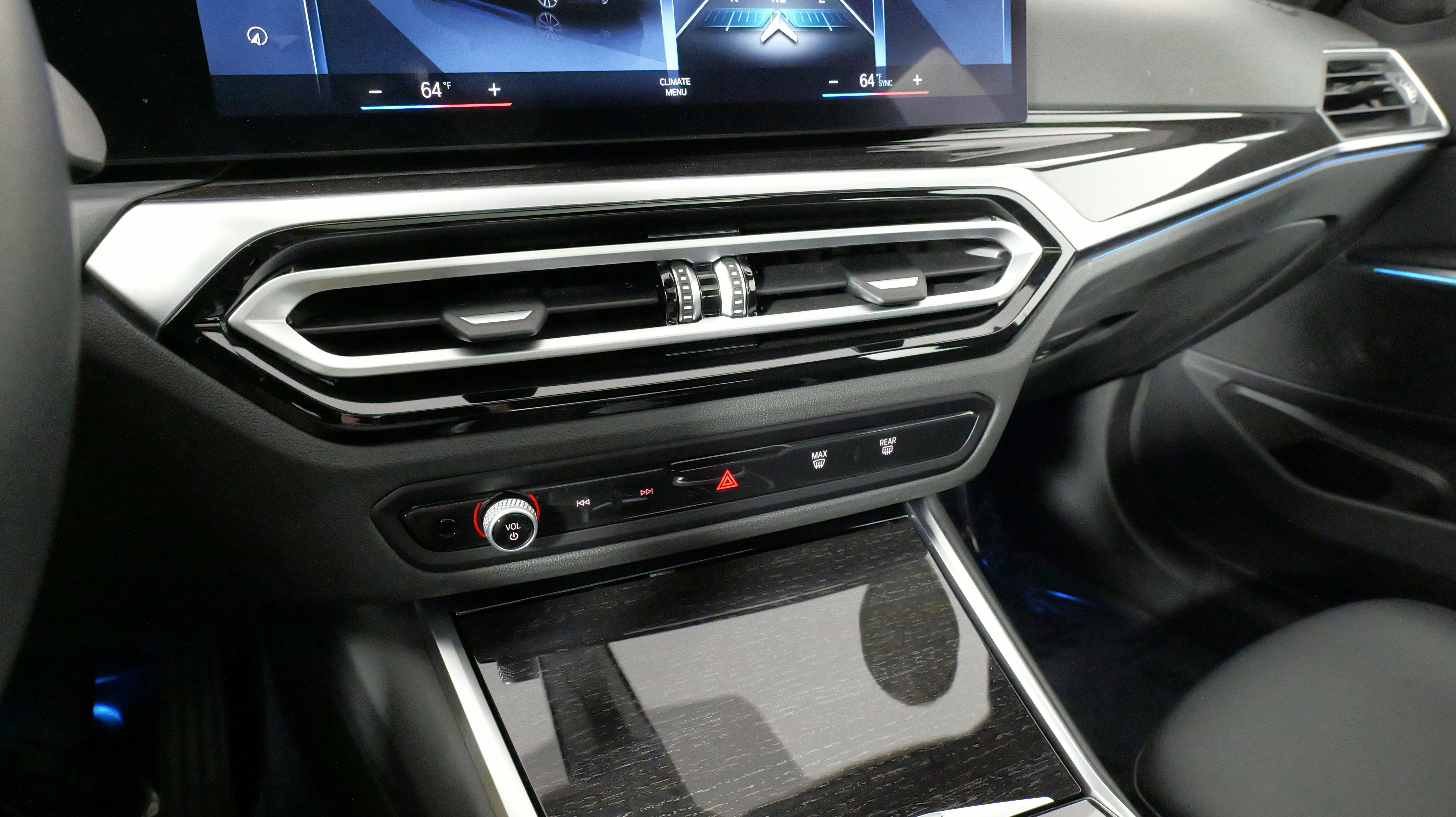 Used 2023 BMW 330i xDrive Sedan w/ Driving Assistance Package image 51