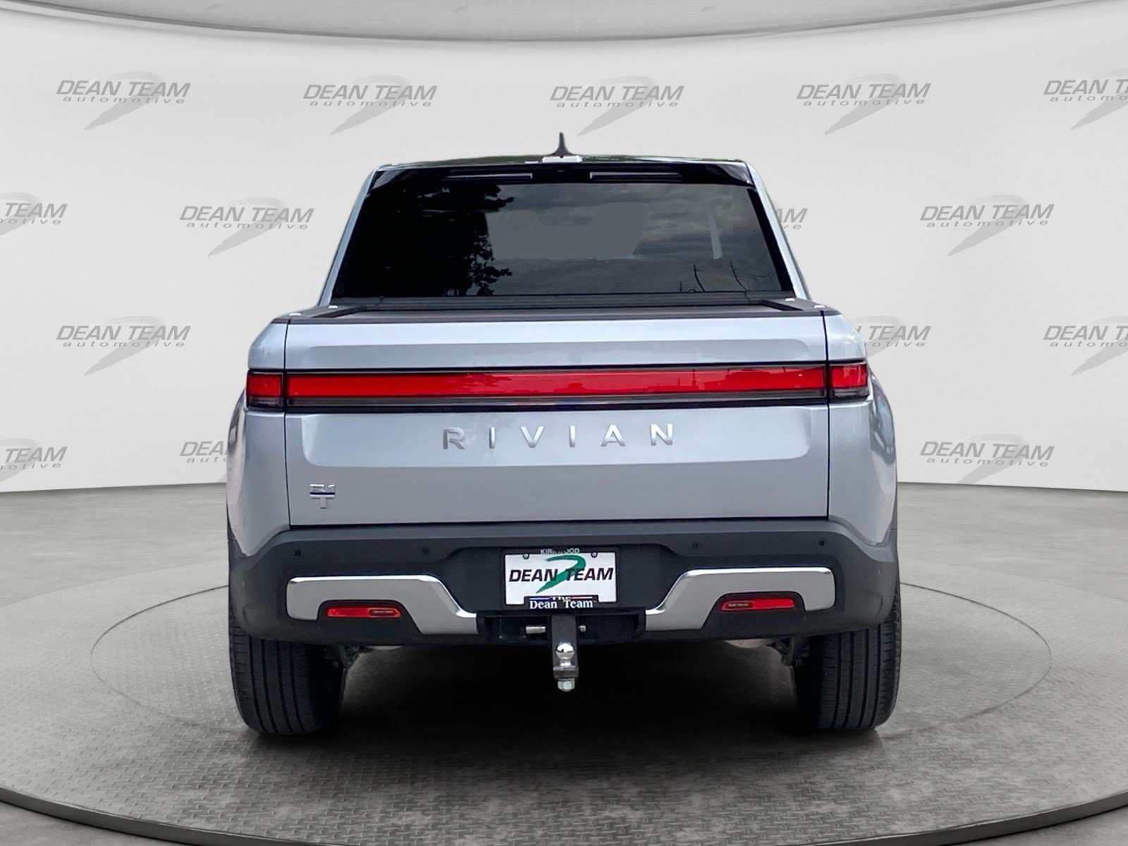 Used 2024 Rivian R1T Adventure Dual AWD/4WD image 7