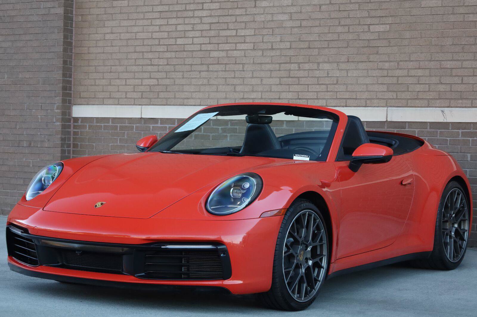 Used 2021 Porsche 911 Carrera w/ Premium Package RWD image 10