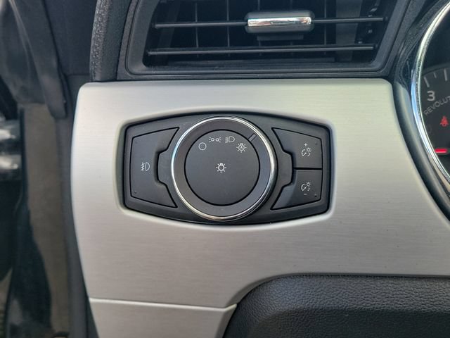 Used 2017 Ford Mustang Premium RWD image 29