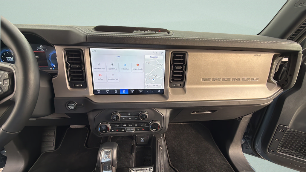 Used 2025 Ford Bronco Outer Banks AWD/4WD image 29