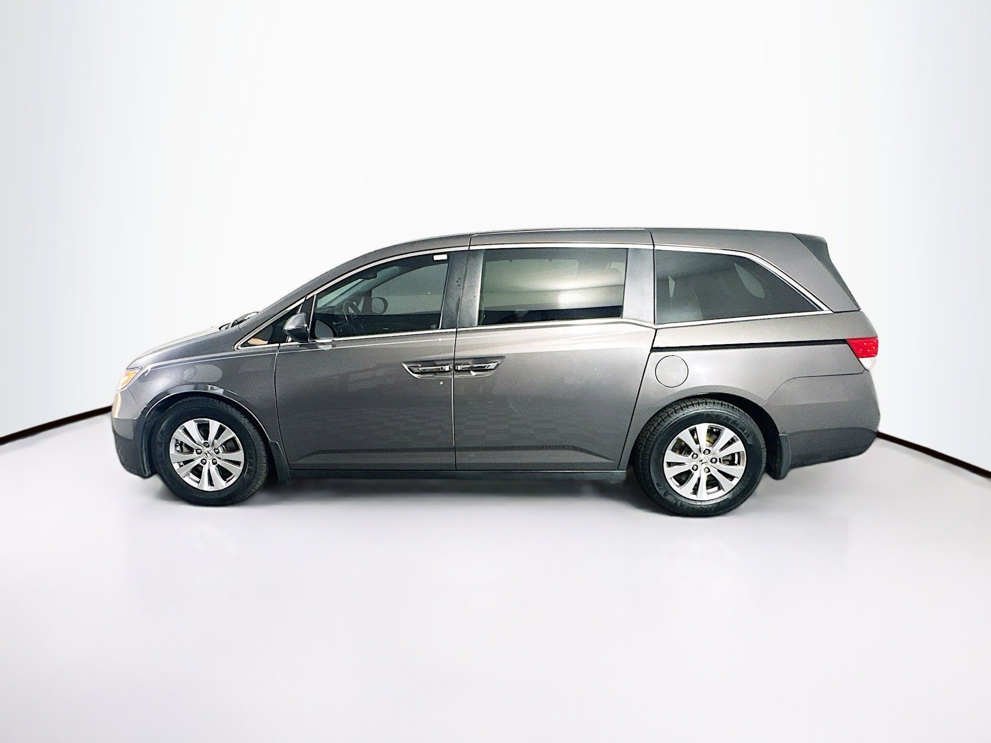 Used 2016 Honda Odyssey EX-L image 4