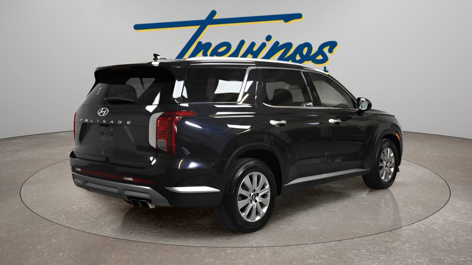 Used 2024 Hyundai Palisade SEL image 2