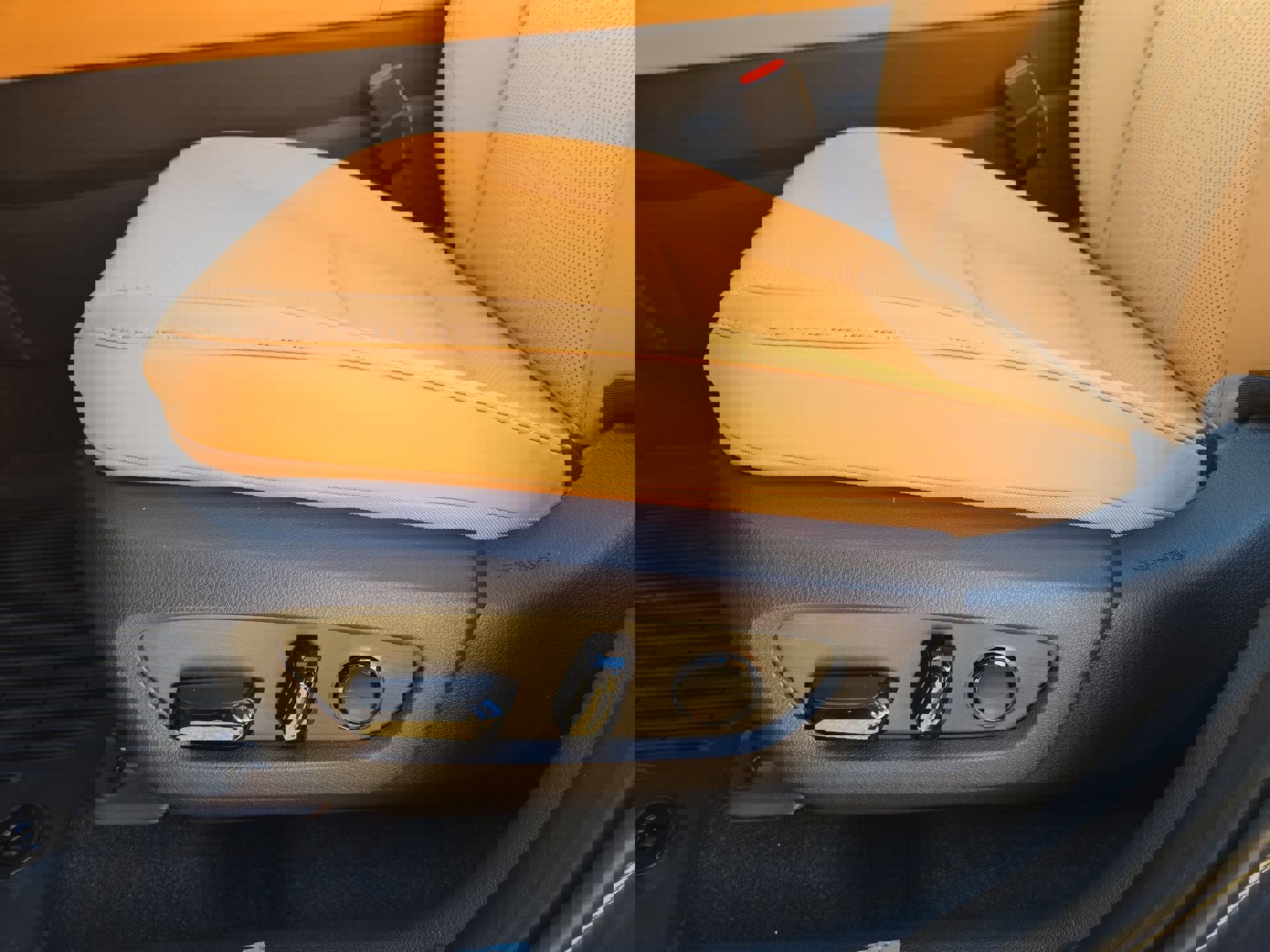 New 2026 Lexus NX 350 AWD w/ Premium Package image 17