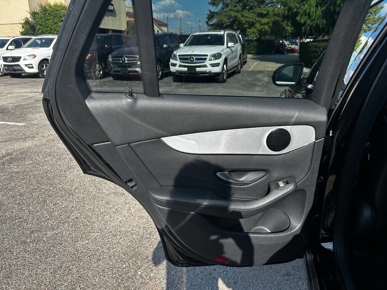 Used 2019 Mercedes-Benz GLC 300 image 11
