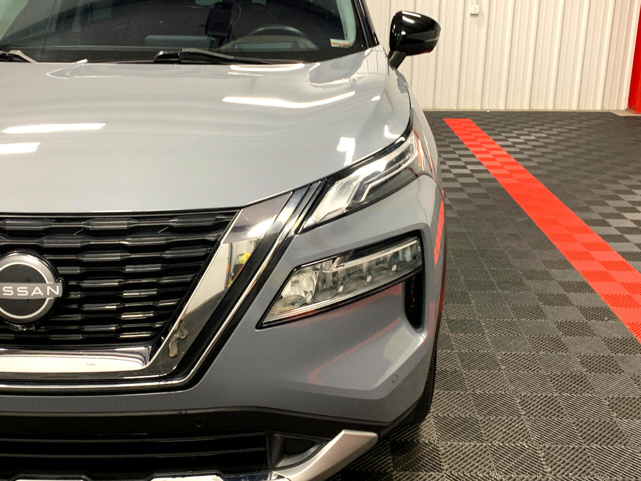 Used 2023 Nissan Rogue Platinum w/ Platinum Premium Package image 11