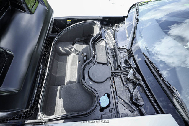 Used 2005 Ford GT RWD image 64