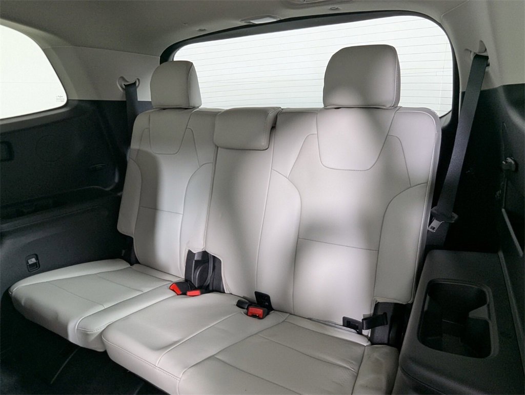 Used 2023 Kia Telluride S image 26