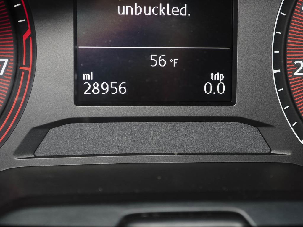 Used 2019 Volkswagen Jetta SE image 12