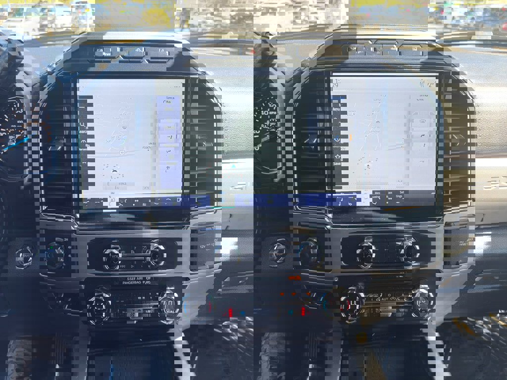 Used 2022 Ford F250 Lariat w/ Tremor Off-Road Package image 11