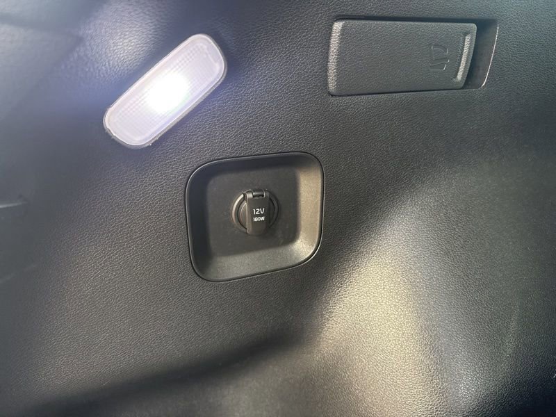 Used 2023 Kia Sportage SX Prestige image 11