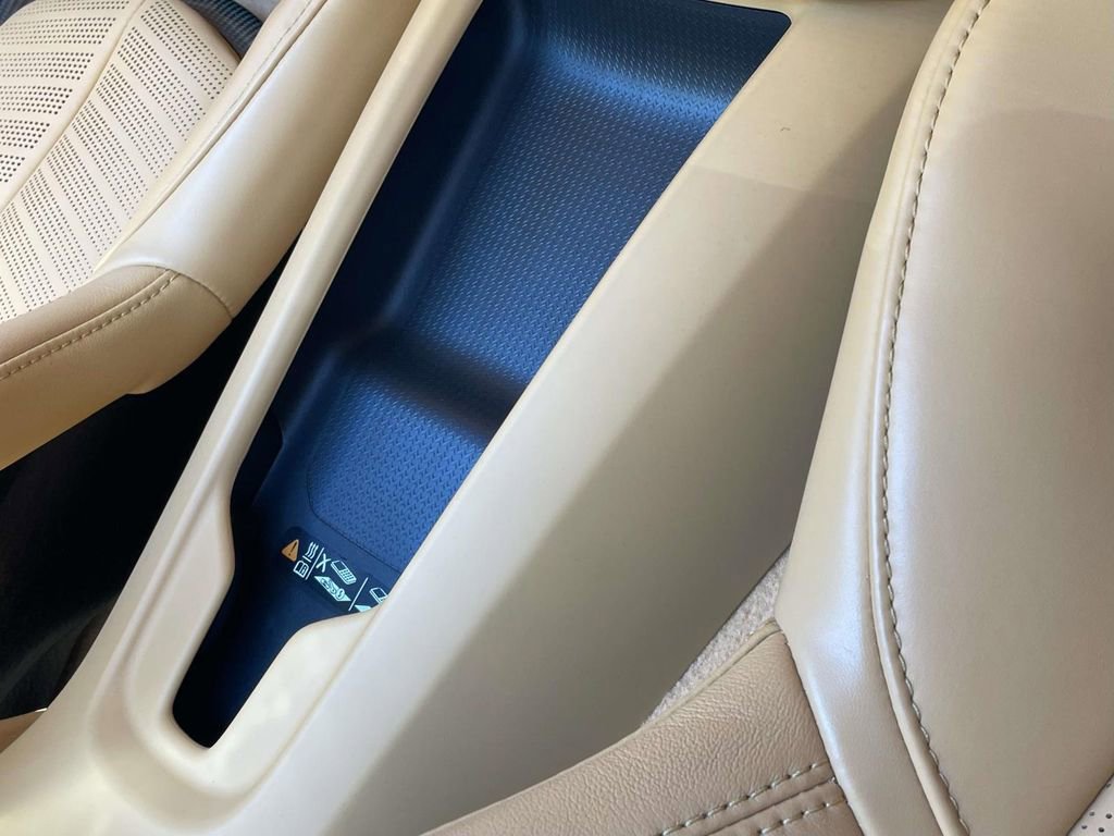 Used 2022 Chevrolet Corvette Stingray Premium Conv w/ 3LT image 21