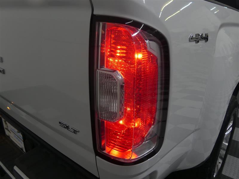 Used 2016 GMC Canyon SLT w/ Driver Alert Package image 14