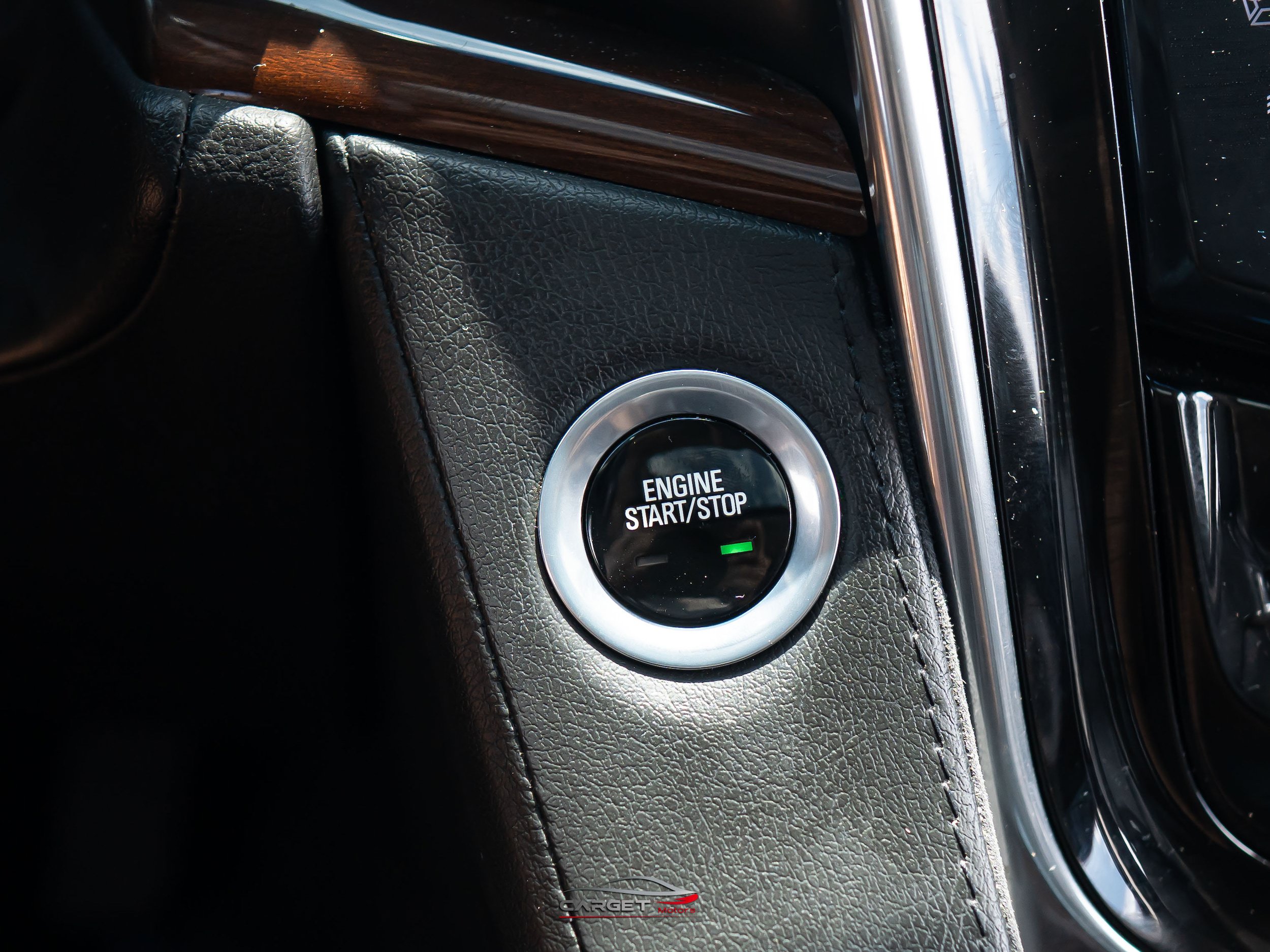 Used 2018 Cadillac Escalade ESV Luxury RWD image 31
