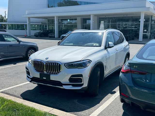 Used 2022 BMW X5 xDrive40i w/ Executive Package