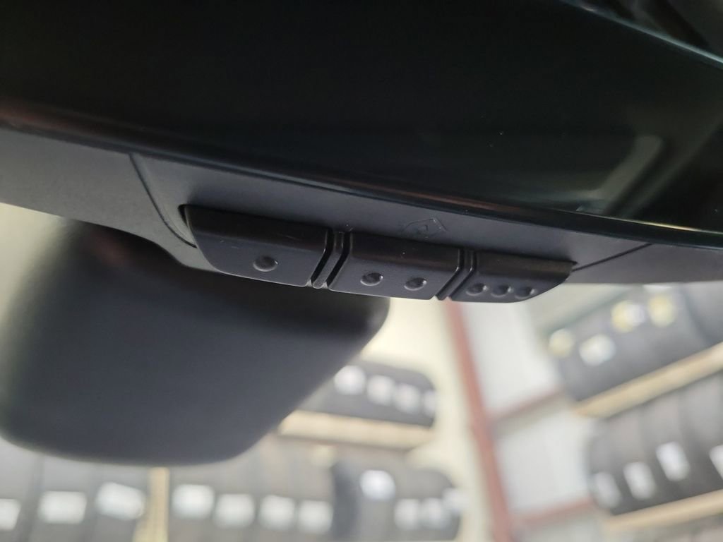 New 2026 Land Rover Range Rover Evoque S image 35