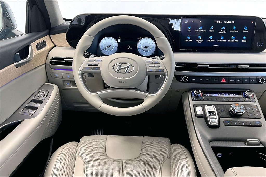 Used 2024 Hyundai Palisade Limited image 5