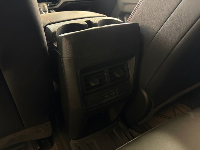 Used 2023 Chevrolet Colorado Z71 w/ Z71 Convenience Package 2 AWD/4WD image 32