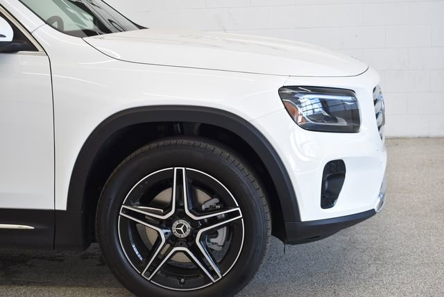New 2026 Mercedes-Benz GLB 250 4MATIC image 16