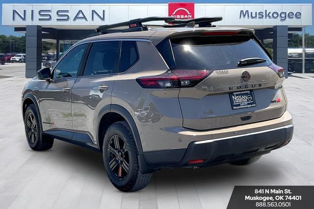 Used 2025 Nissan Rogue SV w/ Rock Creek Premium Package AWD/4WD image 4