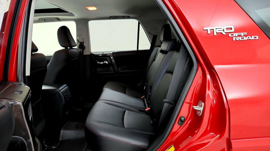 Certified 2024 Toyota 4Runner TRD Off-Road Premium w/ Moonroof Package AWD/4WD image 20