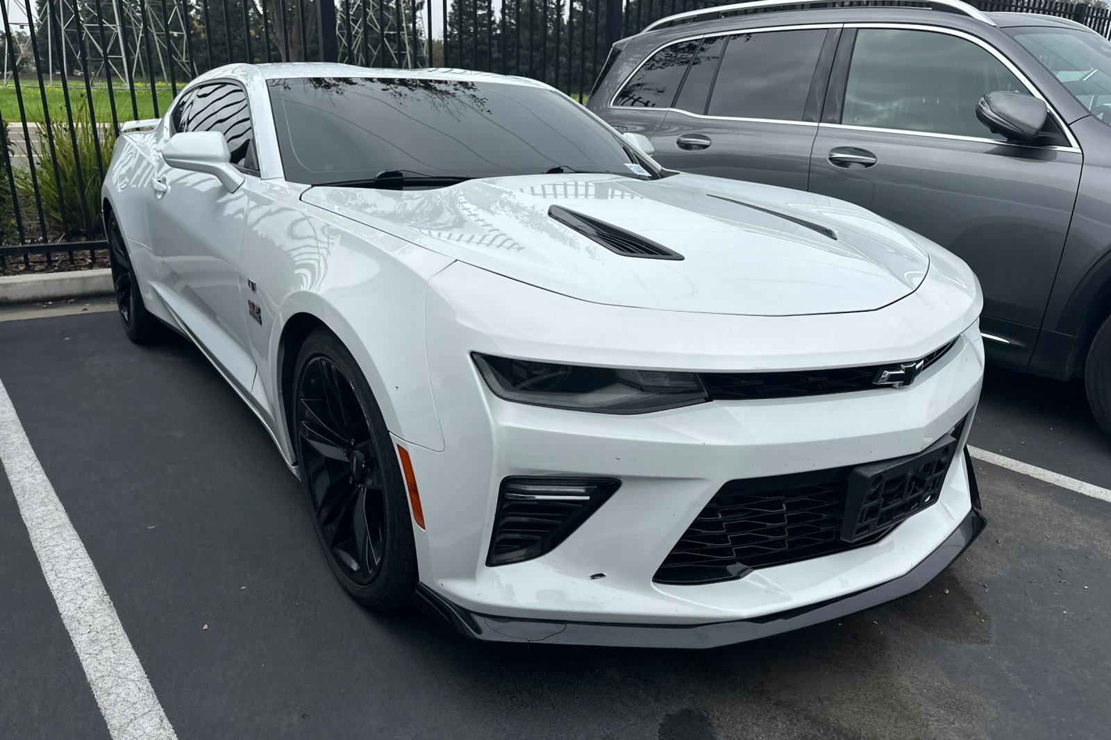 Used 2018 Chevrolet Camaro SS image 2
