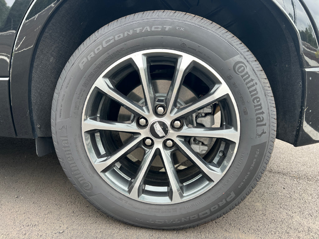 Used 2025 Cadillac XT4 Sport FWD image 20