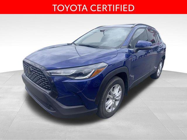 Certified 2023 Toyota Corolla Cross LE w/ Moonroof Package AWD/4WD image 1