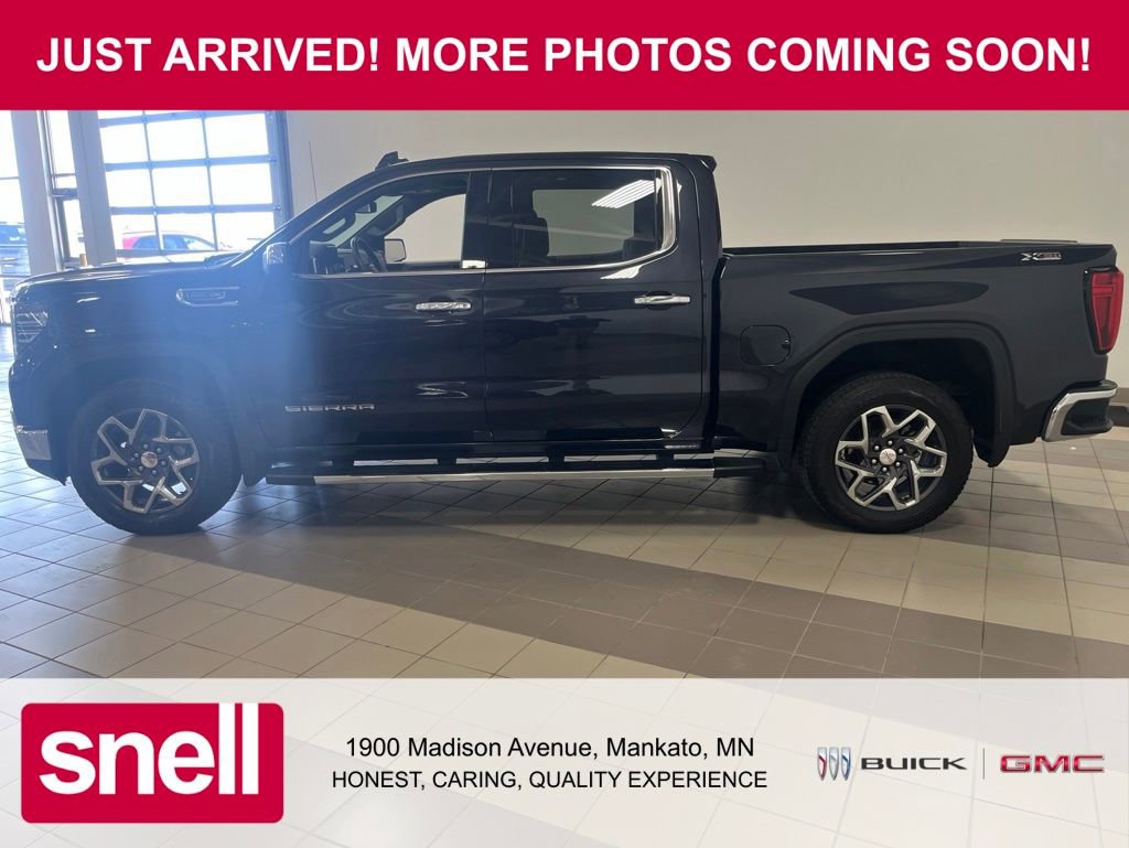 Used 2024 GMC Sierra 1500 SLT w/ SLT Premium Plus Package AWD/4WD image 2