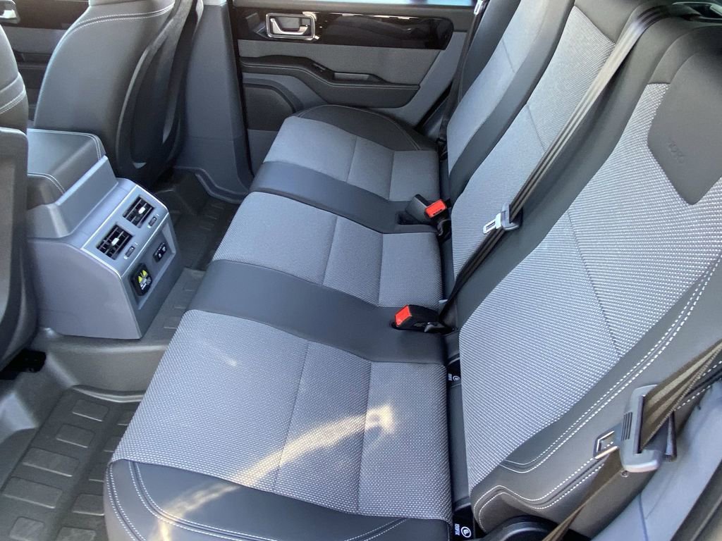 New 2025 INEOS Grenadier AWD/4WD image 17