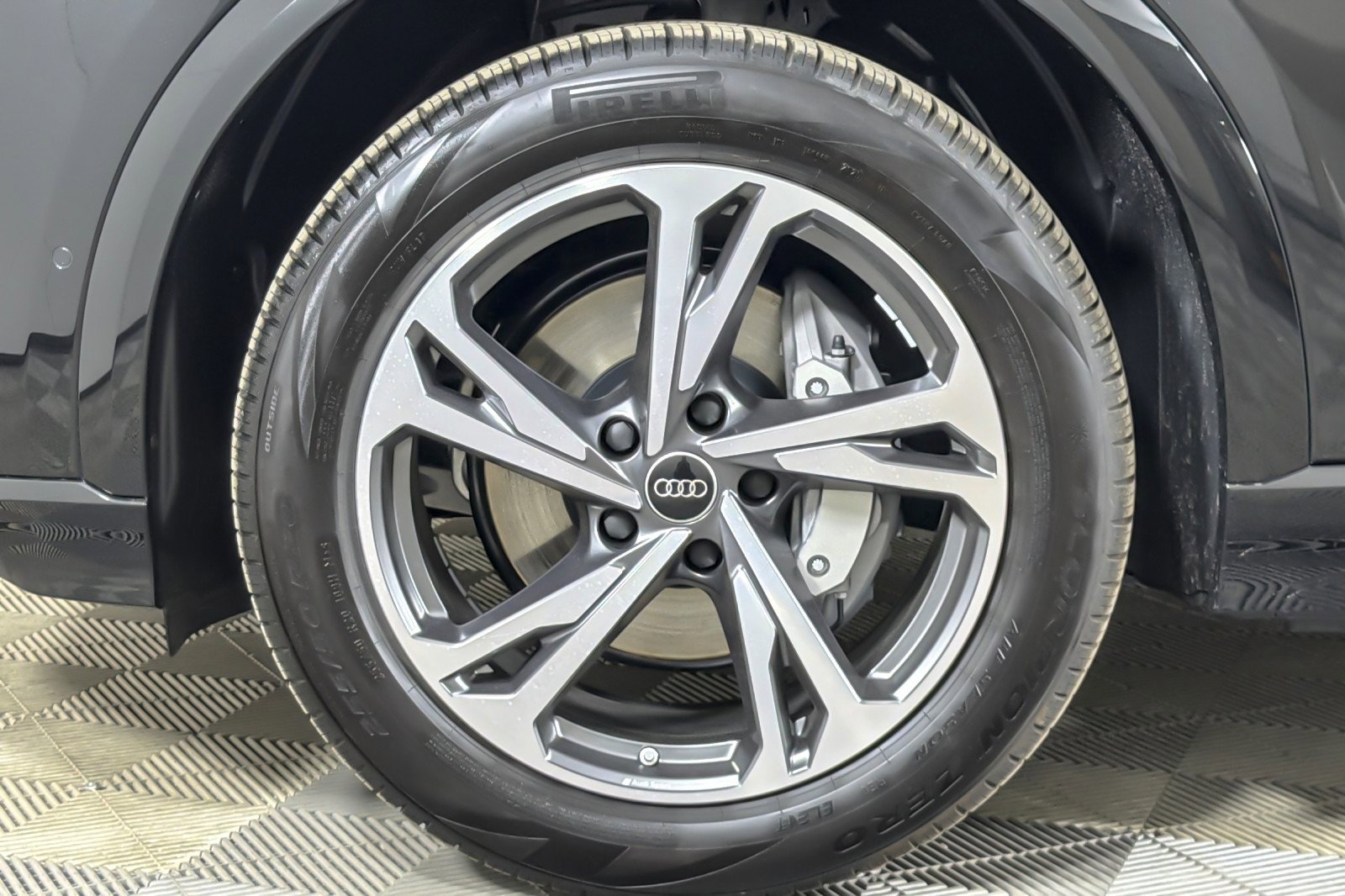New 2027 Audi Q6 e-tron Premium Plus AWD/4WD image 25