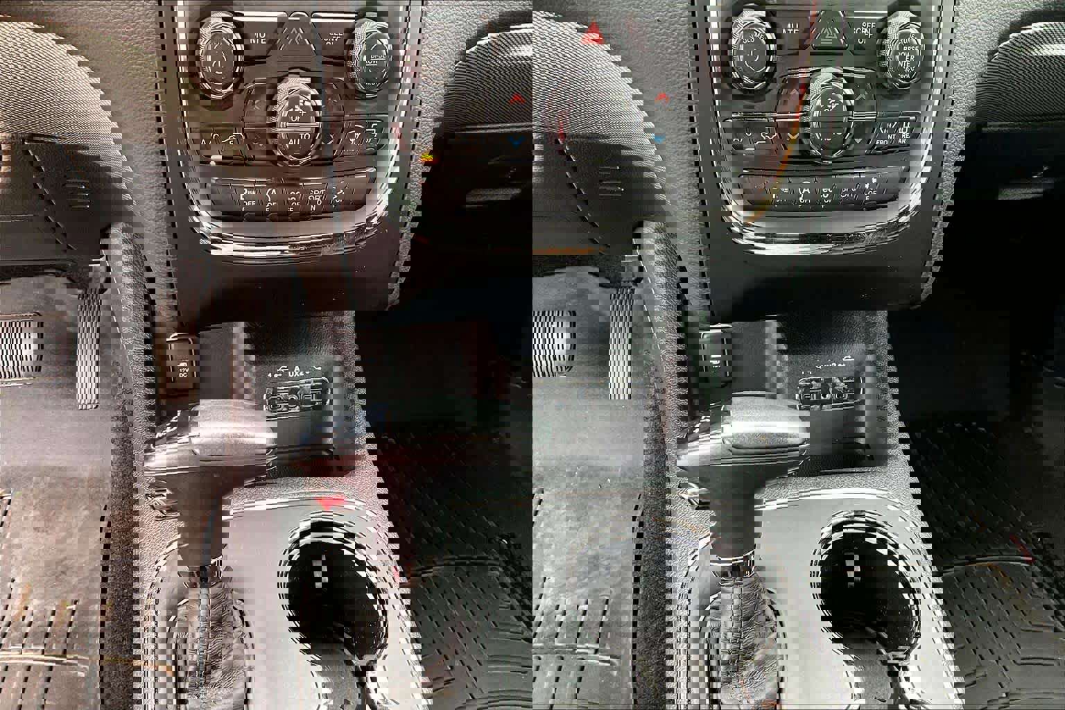 Used 2019 Dodge Durango GT image 33