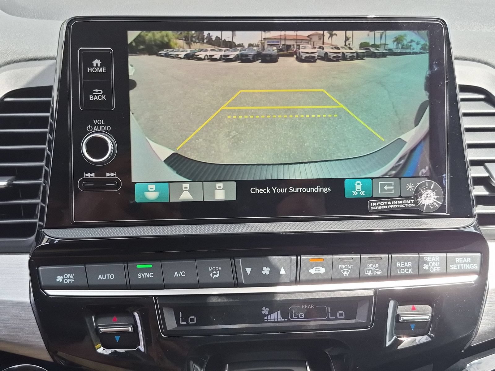 New 2026 Honda Odyssey Touring image 5