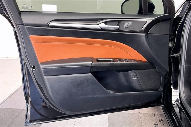 Used 2019 Ford Fusion Energi Titanium image 26