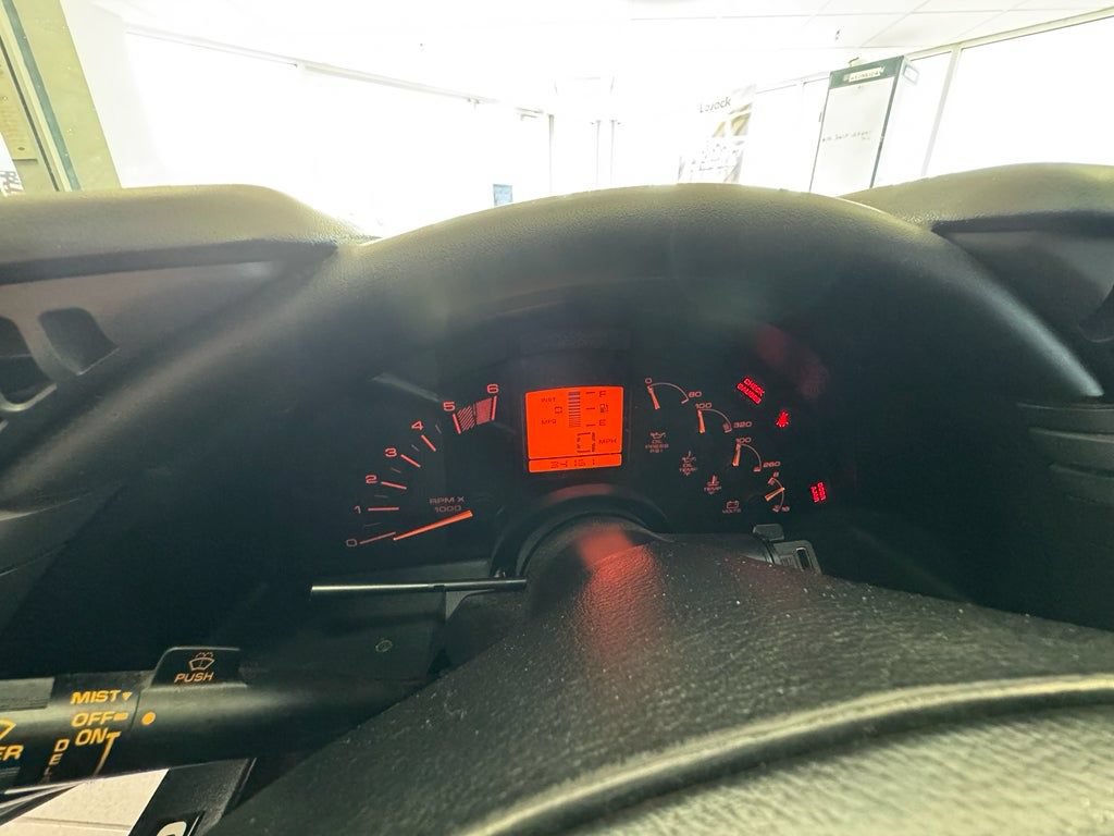 Used 1991 Chevrolet Corvette Coupe RWD image 25