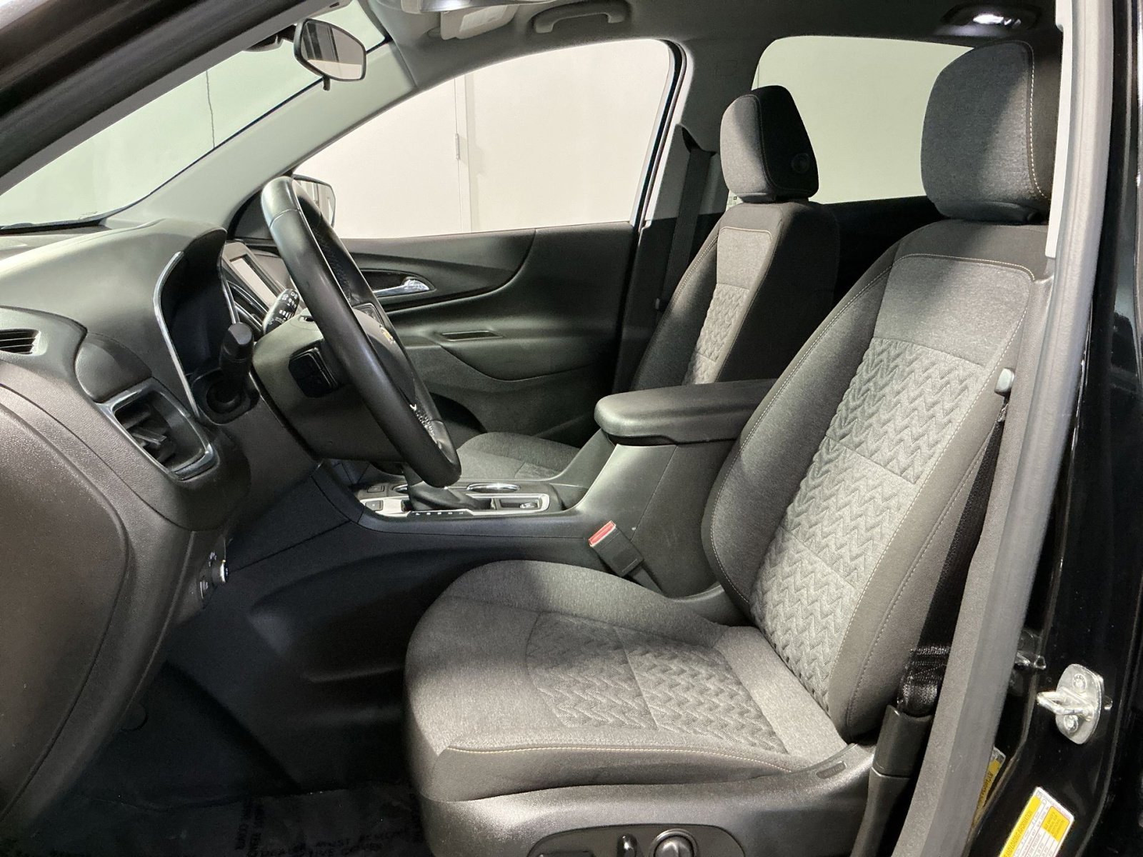 Used 2024 Chevrolet Equinox LT AWD/4WD image 14