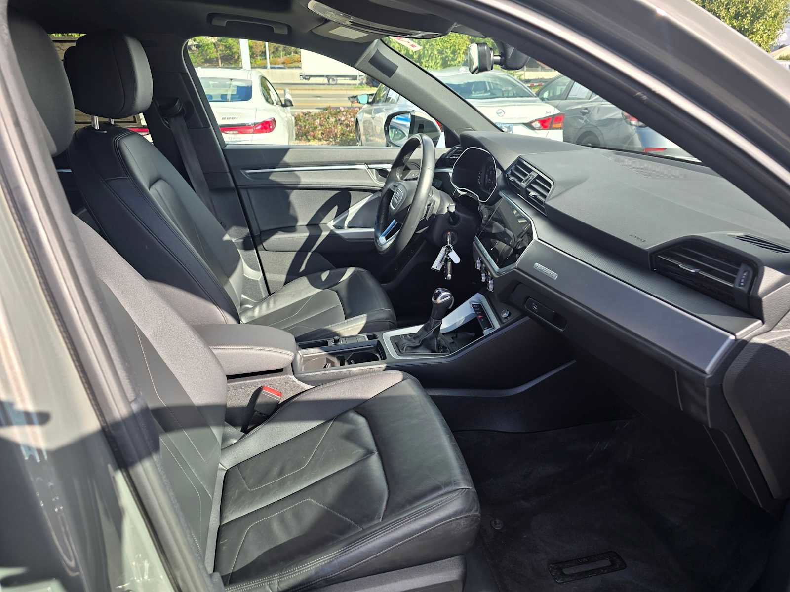 Used 2023 Audi Q3 2.0T Premium Plus w/ Premium Plus Package image 11