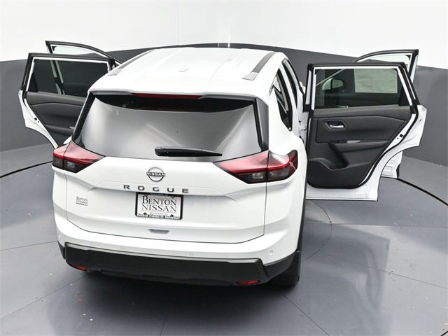 New 2026 Nissan Rogue SV image 45