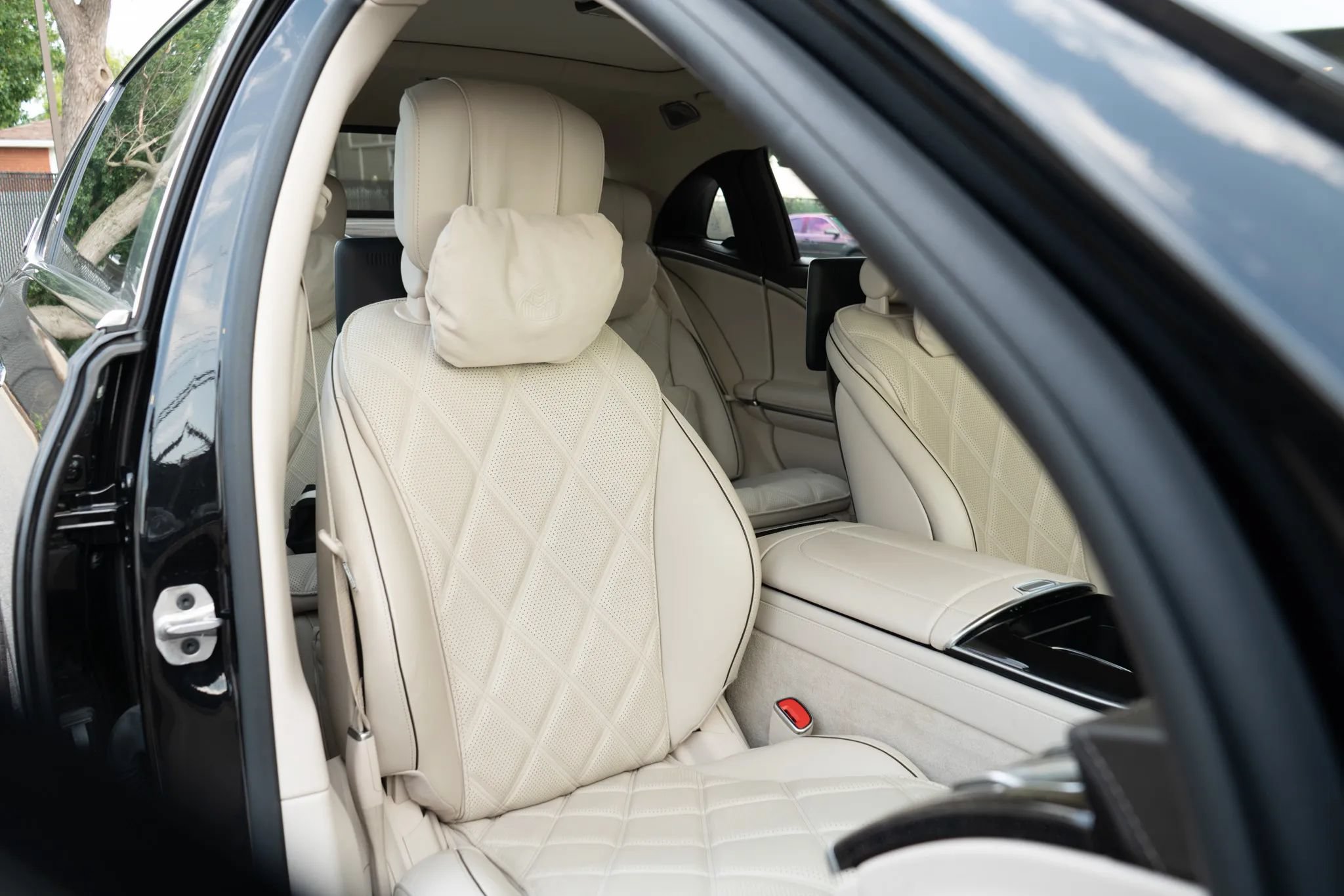 Used 2023 Mercedes-Benz Maybach S 680 4MATIC image 61