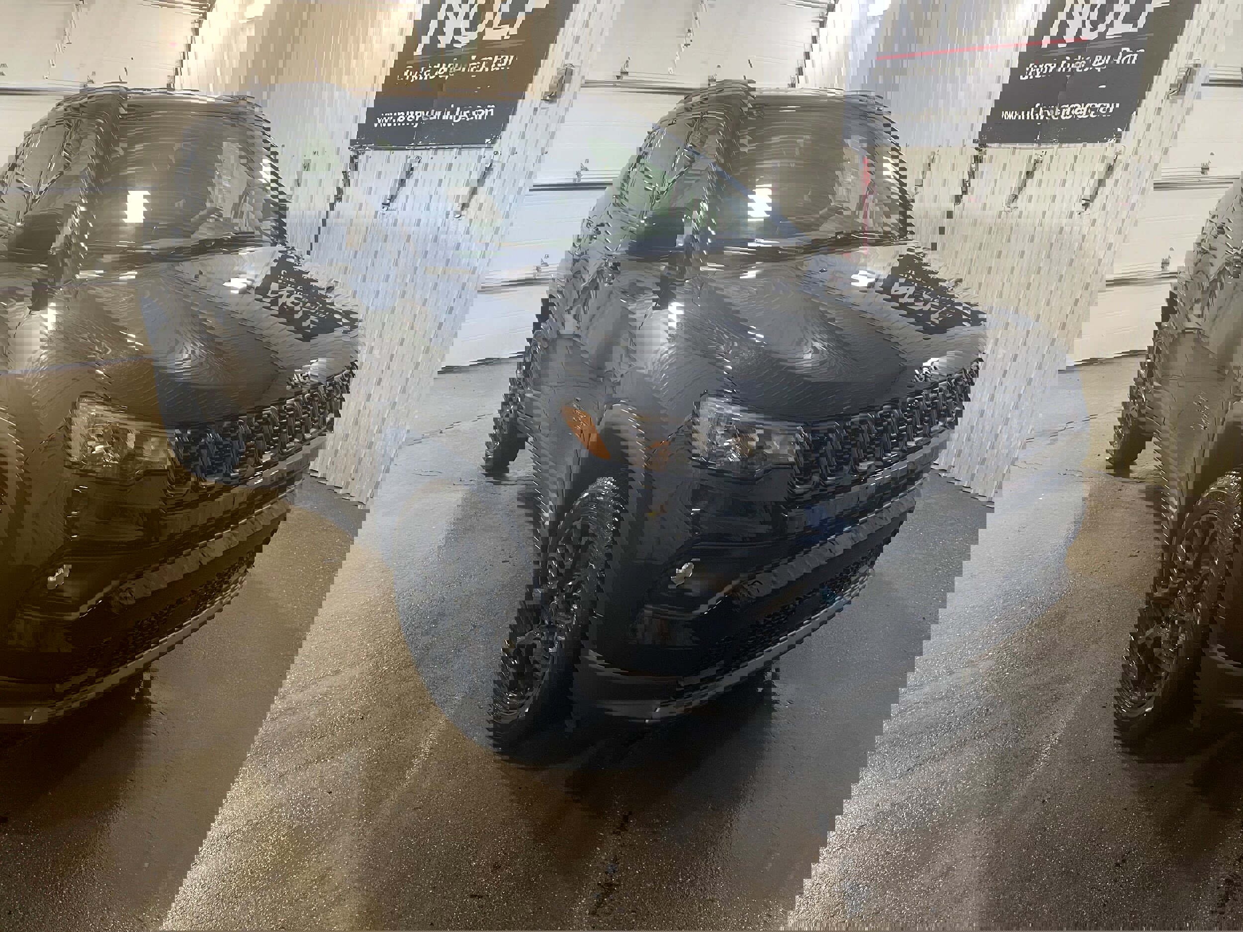 New 2026 Jeep Compass Latitude image 2